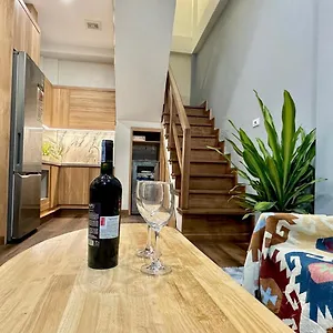 Whole House 2br Grand Cathedral Hanoi, Wash-dry * 하노이