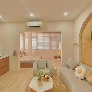 Le Linh Hihi فيلة هانوي