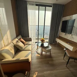 Sauna Private Luxury Landmark 1 Ecopark شقة *