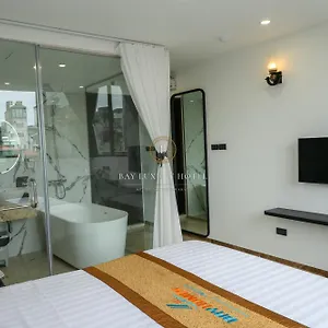 Bay Luxury & - No 1 Ngo Huyen هانوي