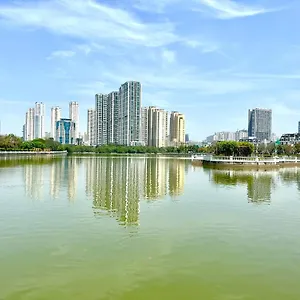 Lägenhet Lux Near Korean Embassy, Jw Marriott And Nation Convention Centre Hanoi