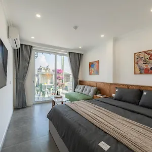 Apartment Manor Garden Residences In Center-spacious Balcony-free Laundry Included