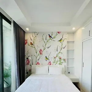 Luxury In Vinhomes Bay, 25' To Airport, Gym, Swimming Pools Hanoi