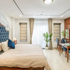 Lahomestay Tay Ho شقة