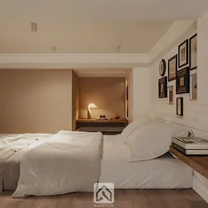 Ly Lakeside House * Hanoi