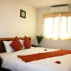 Charming House 2* Hanoi