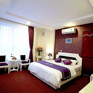 Lavish Centre