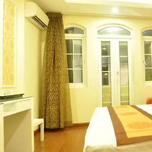 Hotel Golden River