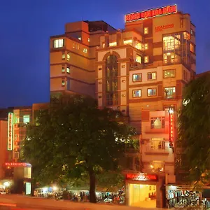 Hoa Hong 2 2* Hanói