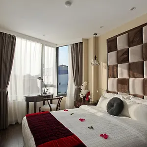 La Storia Hotel