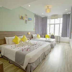 Hay Hostel *