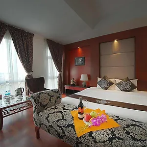 Hotel Emerald Waters Trendy