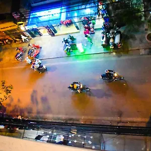 Downtown بيت شباب هانوي