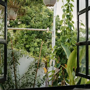 منزل للإقامة Hover House
