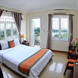 Heart Hotel 2*