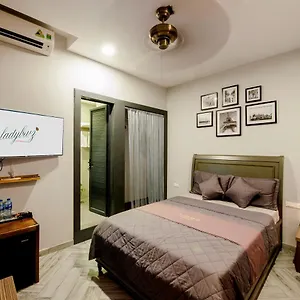 Ladybug Boutique Hotel 3*