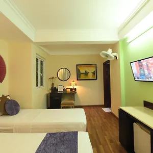 Madam Moon 2 Guest house 2*