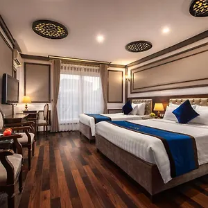 Alisa & Hotel 4*