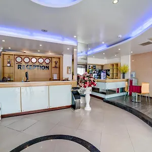Mai 1 Hotel 2*