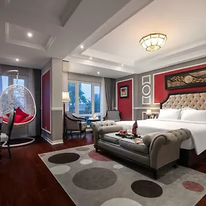 Hotel Acoustic & 4*