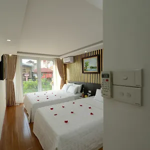 Golden Albergue Hanói