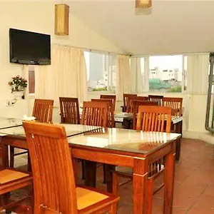 Old Decade Hotel 3*