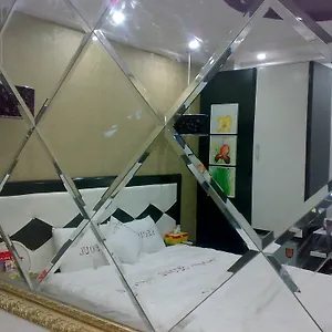 Seoul 2* Hanoi