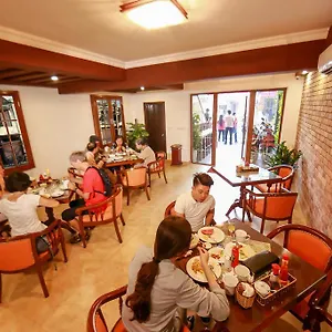 Tran Hotel
