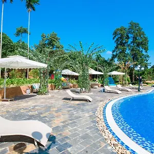 Resort Tropical Villas *