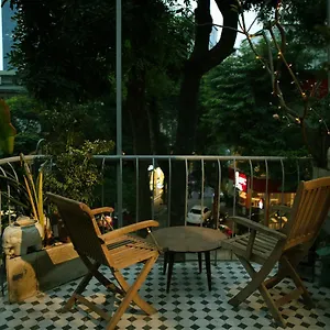 Couette-café The First Ba Trieu Ha Noi *
