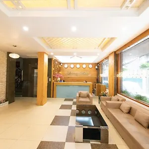 Otel Sunny 2*