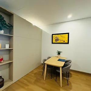 아파트 Lancaster Luxury 하노이