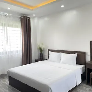 Moon 3 Pham Tuan Tai Hanoi