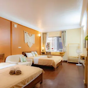 Nha Rieng Thang 4br Cho 10 Nguoi Lon Ανόι