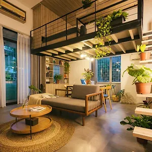 Lemon House-cafe Downstairs-near The 하노이
